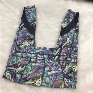Lululemon Inspire Crop